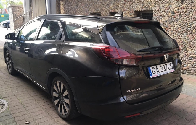 Honda Civic cena 72900 przebieg: 58000, rok produkcji 2017 z Gdynia małe 154